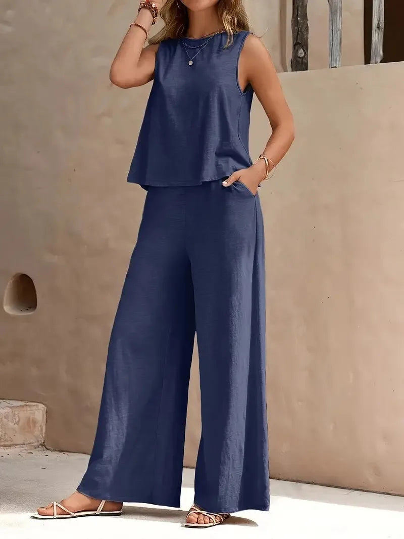 Ropa de mujer color albaricoque, estilo veraniego y moderno.