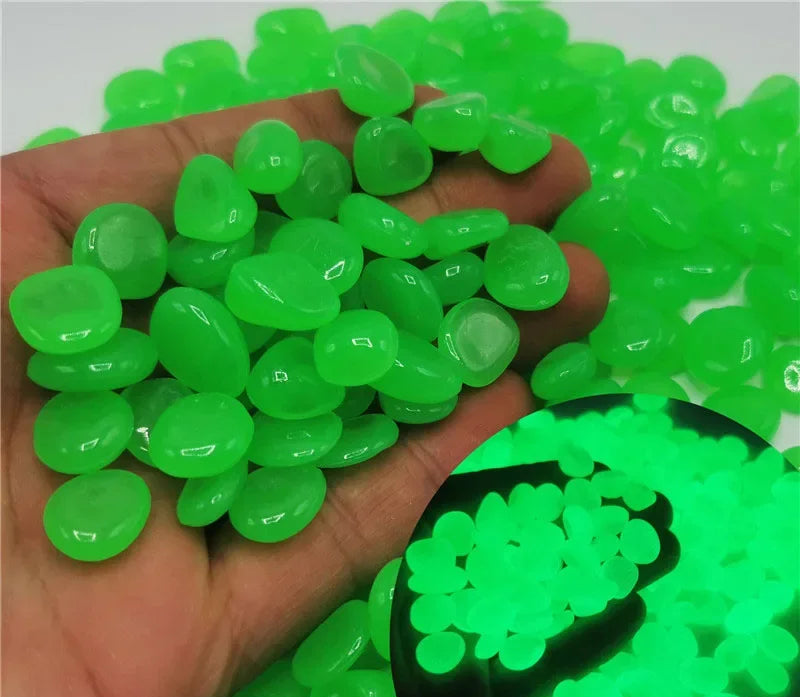 sin baterias ni cables, se cargan naturalmente con el sol y emiten luz por horas